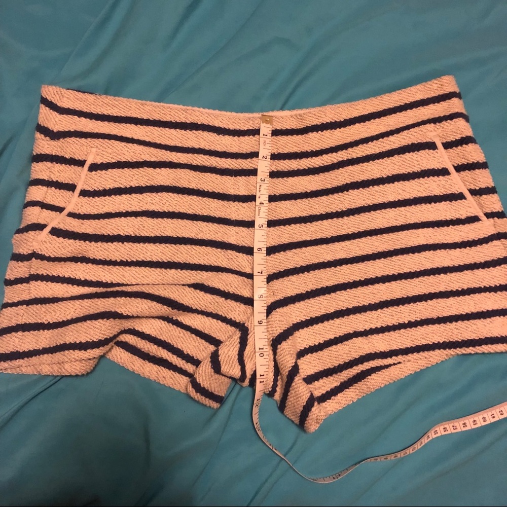 Loft Shorts - Picture 8 of 8
